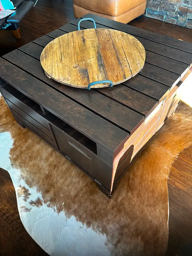 Coffee table for sale in Coffee Tables in Summerside - Image 4