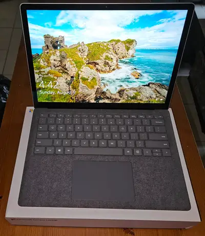 Microsoft Surface Laptop Go 2 - LIKE NEW, View more