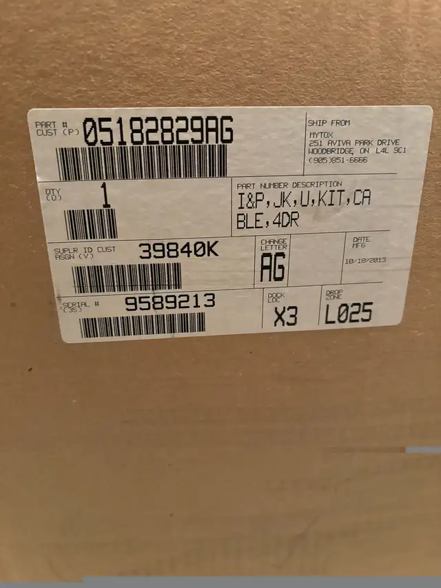 Jeep Wrangler soft top - 4 doors in Other Parts & Accessories in London - Image 4