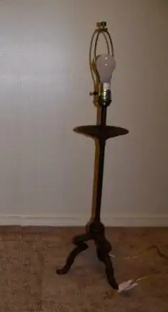 vintage lamp in Indoor Lighting & Fans in London - Image 7