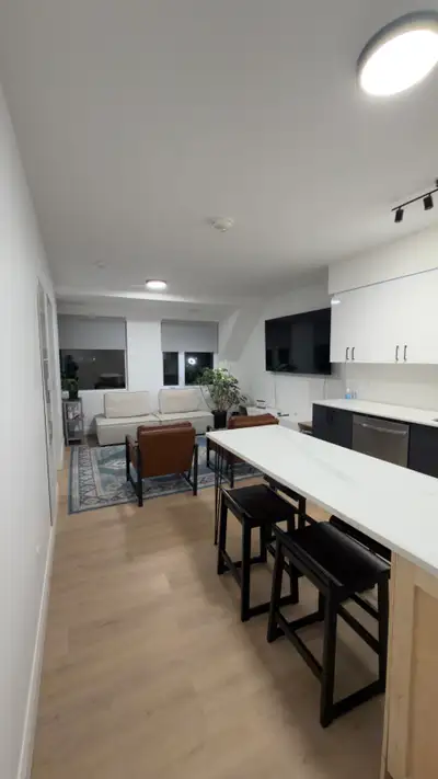 ️ Lease Takeover, 2 Bed 2 Bath, Luxury Building March 1st. Lease until April 30th, 2027 $2,337/month...