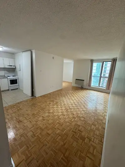 2 1/2 Apartment for lease transfer