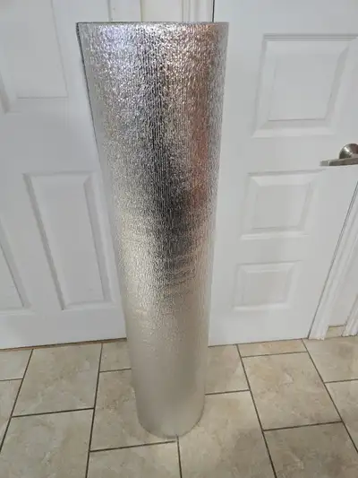 Rouleau de mousse isolante avec revêtement d'aluminium, View more