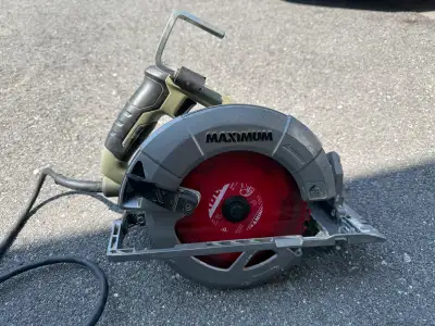 Maximum 7 1/4” Circular Saw, View more