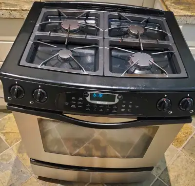 JENNAIR STAINLESS STEEL 30" GAS STOVE [, View more