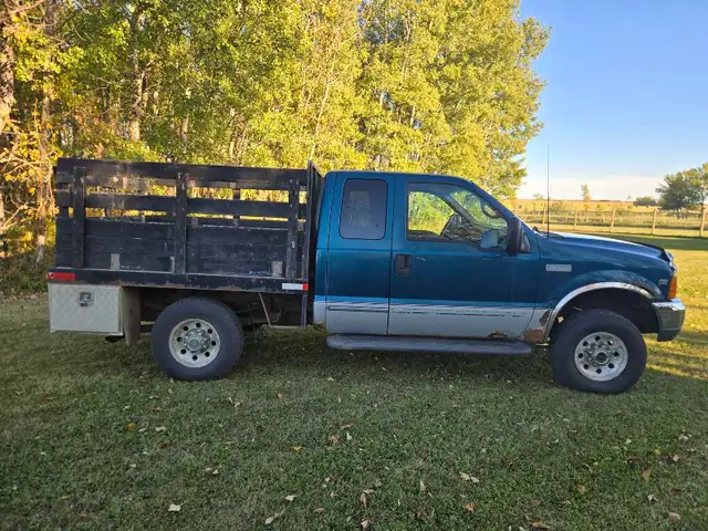 2000 F250584206477102295042