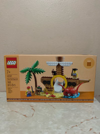 Lego 40589 - Lego Pirate ship playground 