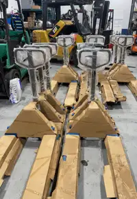 Mechanical Pallet Jacks 