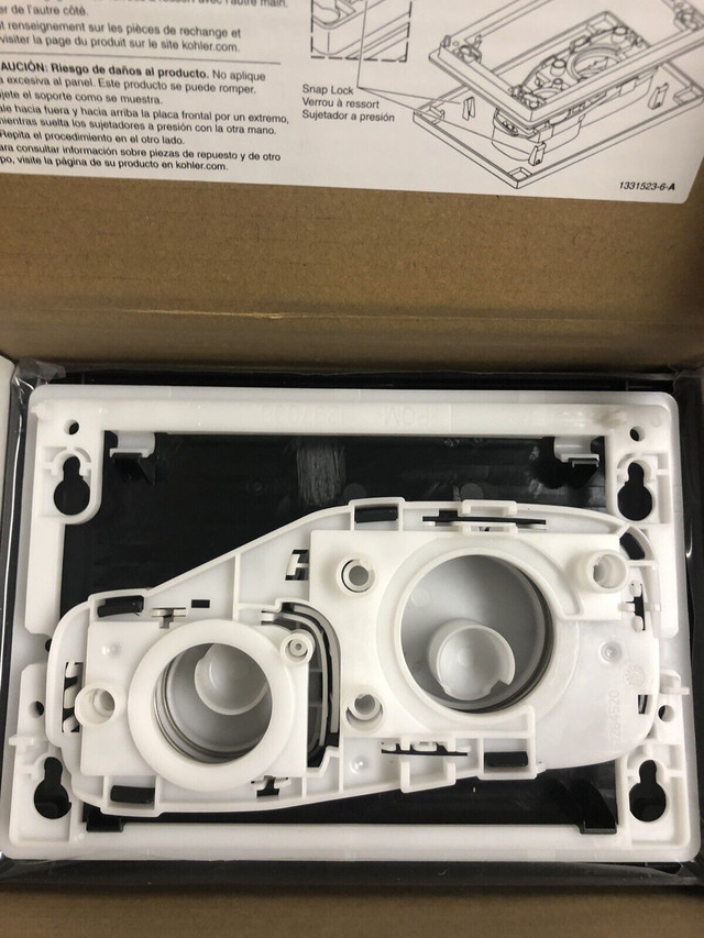 Kohler® Cue Flush Actuator Plate for In-Wall Tank and Carrier Sy in Other in Mississauga / Peel Region - Image 2