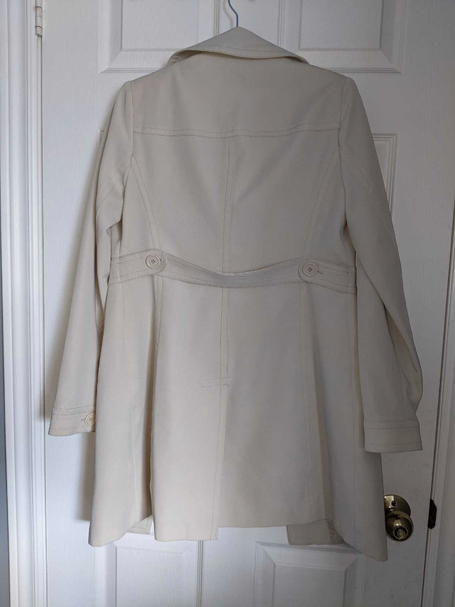 Ladies button trench coat in Women's - Tops & Outerwear in Mississauga / Peel Region - Image 3