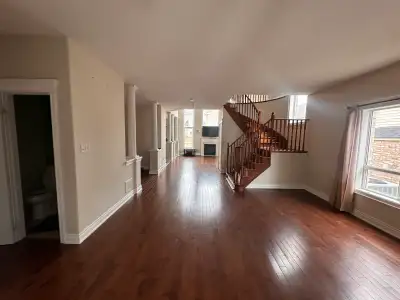 Stunning 4 Bedroom, 3.5 Bath Home In Barrie South End, View more