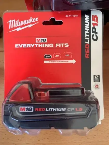 new M18 and M12 Batteries and Chargers in Power Tools in Barrie - Image 8