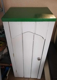 Jam Cupboard in great condition perfect for Condo space