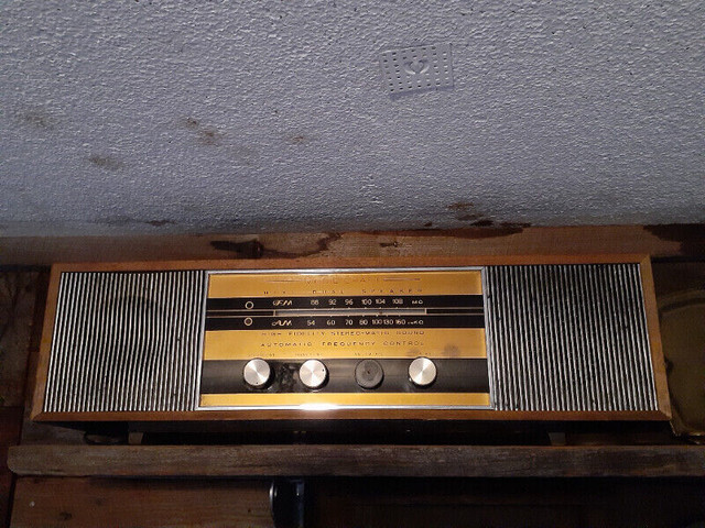 Radio Music Craft Model RG-100  #719 in Stereo Systems & Home Theatre in Gatineau - Image 2