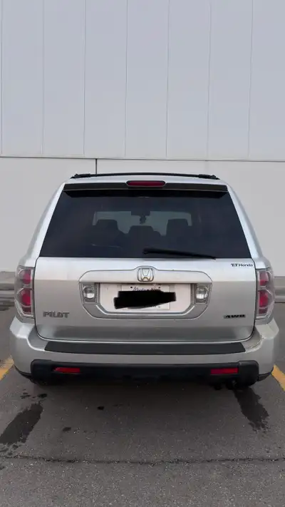 2008 Honda Pilot SE 4WD V6 Engine Active status New rear and front brake pads. New rear and front br...