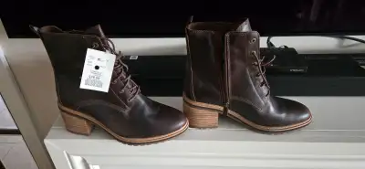 Timberland Shoes  Women  US Size 8.5, View more