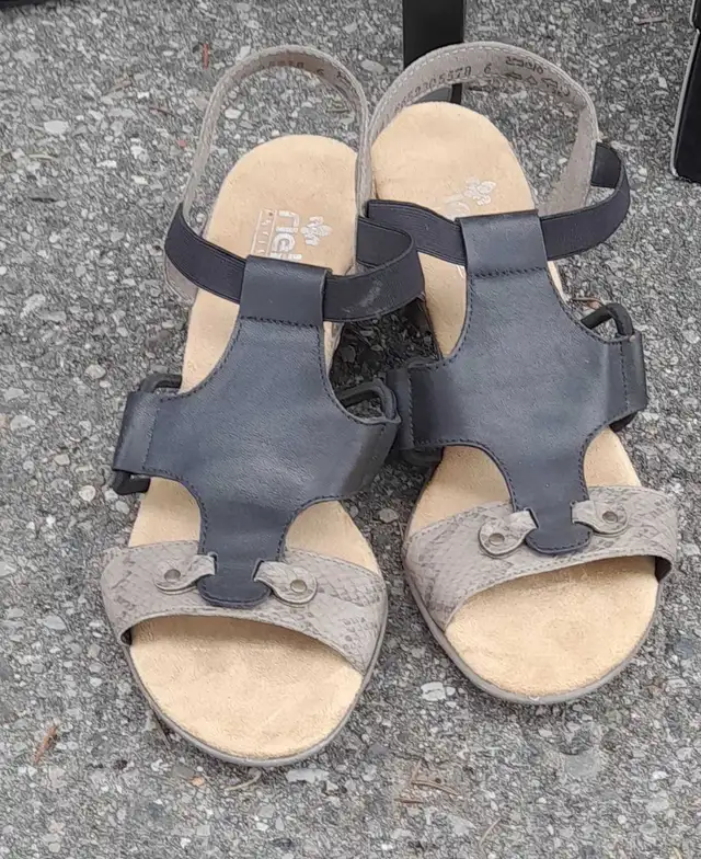 Rieker Sandals in Women's - Shoes in Kawartha Lakes - Image 2