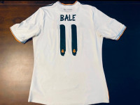 2013-2014 Rare Real Madrid La Decima Home Jersey - Bale #11 - L