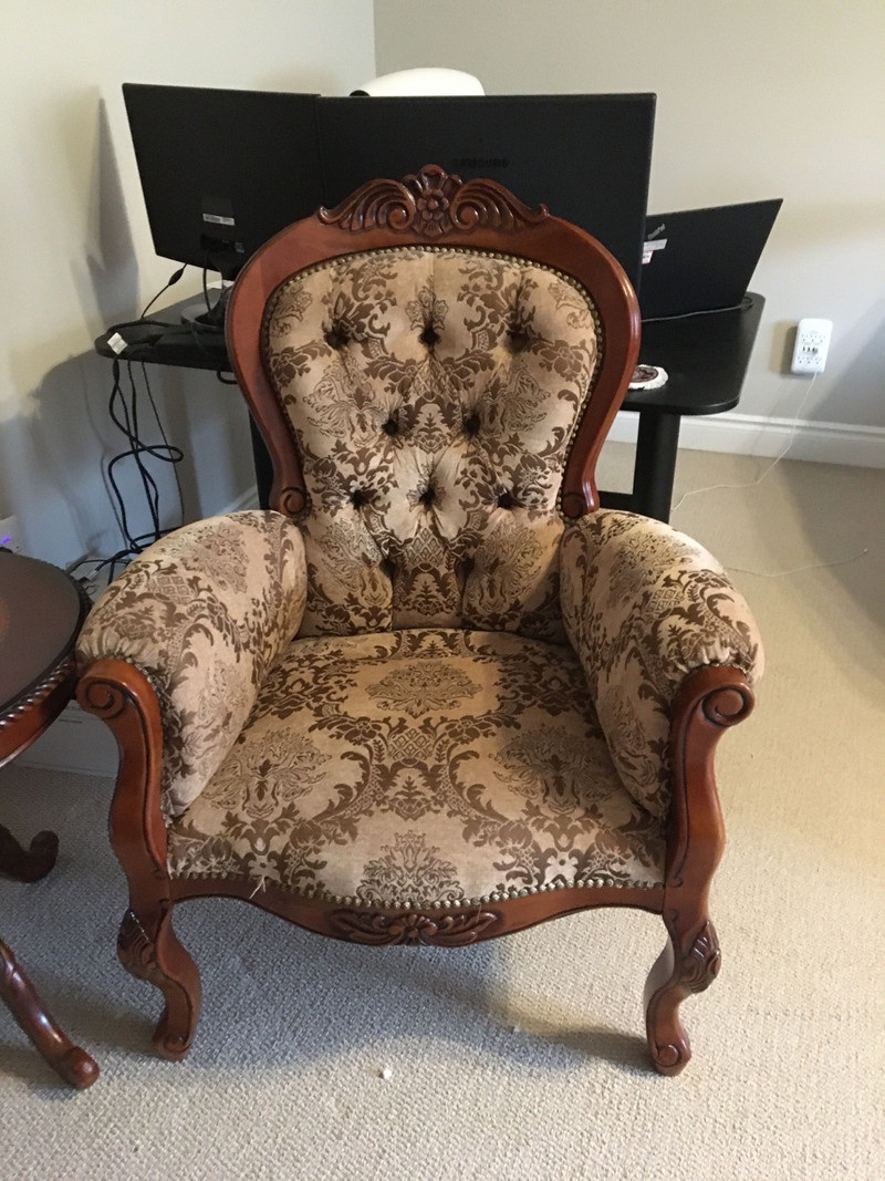 Chairs and table Coffee Tables Mississauga / Peel Region Kijiji