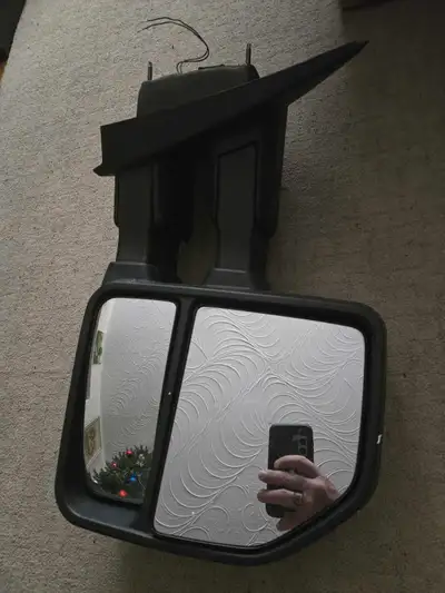 FOR SALE PREOWN IN GOOD CONDITION AFTERMARKET F150 2016-2020 TOW MIRRORS WITH ADAPTERS (8PIN CONNECT...