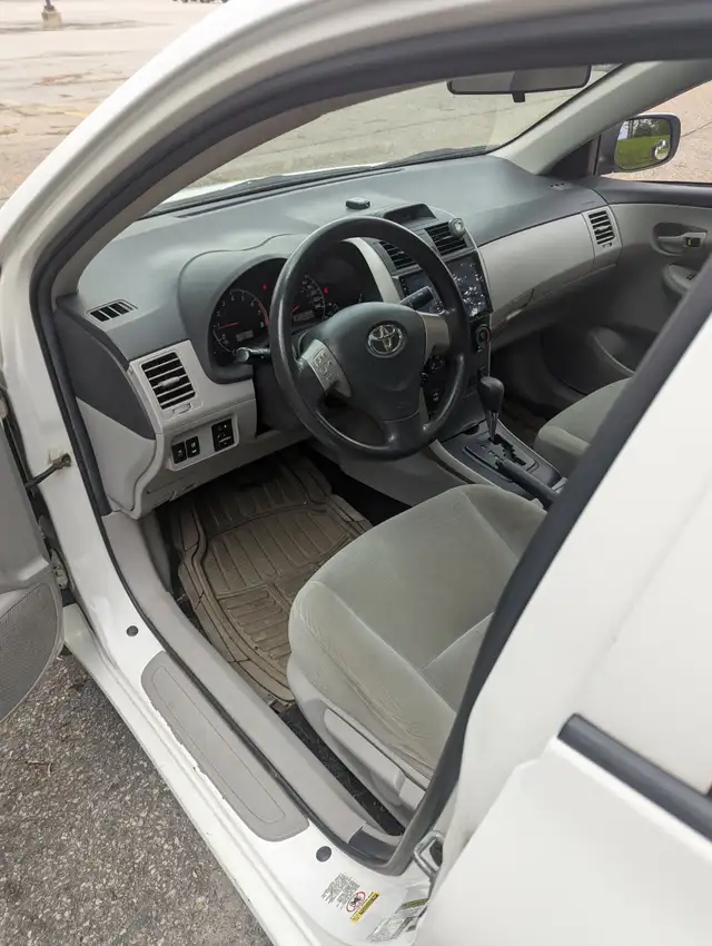 Toyota Corolla CE 2013 - Automatic552489506288455683