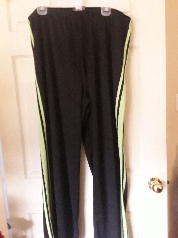 Woman's  Size 3X-4X Sport / Casual Pants - NEW, $12 EA in Women's - Bottoms in City of Toronto - Image 4