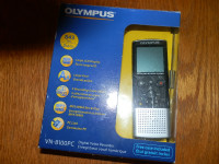 Olympus 142600 VN-8100PC 2GB Digital Voice Recorder, USB 2.0 Sto