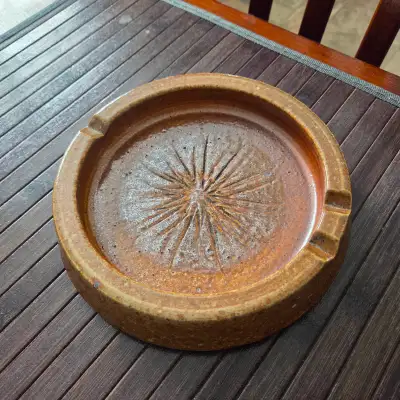 Vintage-retro brown stoneware ashtray (starburst centre), View more