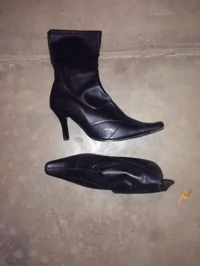 Ladies dress shoes, sandals and boots. Size 8-8.5. $5 each pair OBO