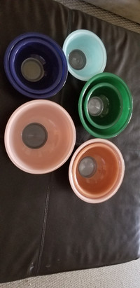 Pyrex - vintage Bowls - variety set