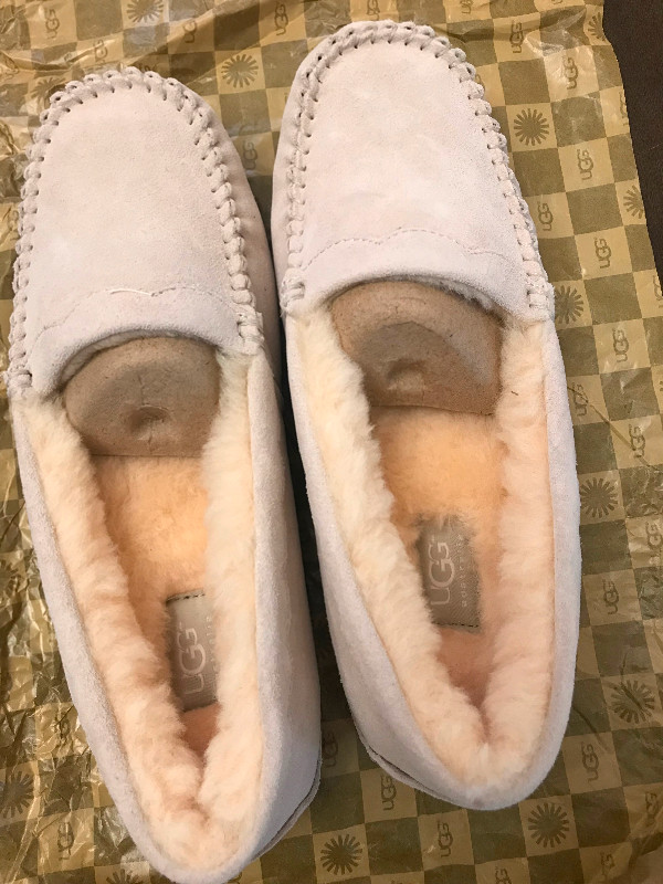 Ugg Ansley Slippers (New) | Color: Pink | Size: 7 in Women's - Shoes in Oakville / Halton Region