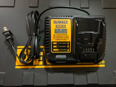 DEWALT DCB115 12V / 20V FAST BATTERY CHARGER BRAND NEW $35