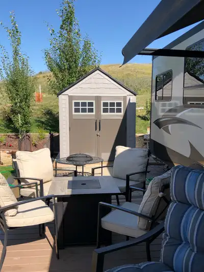 Equity lot and rv for sale at Mainprize Park. Lot measures 30×70 approximately and rv is a 2015 5th...