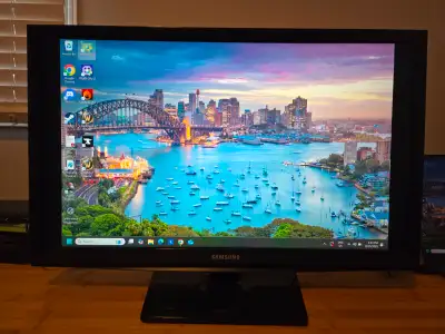 Samsung UN24H4000BF - 24" Class 4 Series LED TV + remote 2 x HDMI USB 2.0 Composite video / componen...