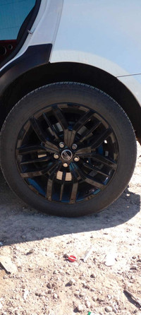 2015 Landrover  Range Rover SVR Rims and tires