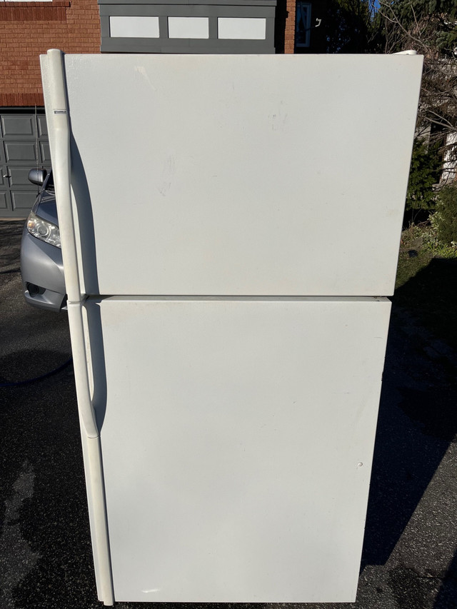 Refrigerator, Fridge  in General Electronics in Mississauga / Peel Region
