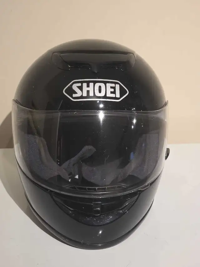 Casque de moto Shoei TZ-R large in Motorcycle Parts & Accessories in Laval / North Shore - Image 2