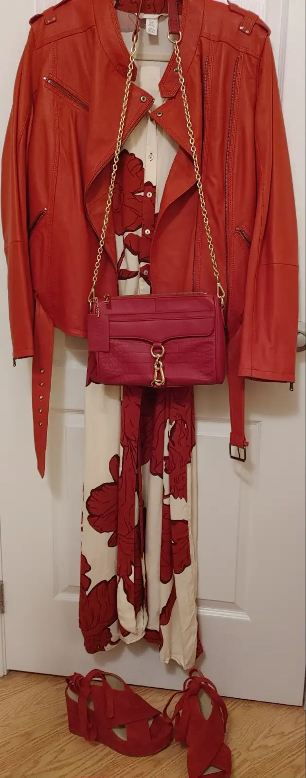 Several Leather Jackets for Women in Women's - Tops & Outerwear in Markham / York Region - Image 4
