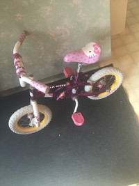 Vélo de montagne pour enfants de marque Hello Kitty gr:12.5