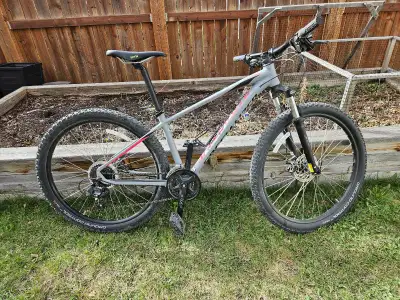 Specialized Pitch Women's MTB - medium, View more