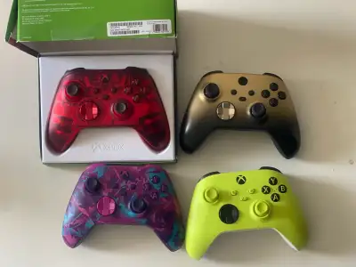 manette xbox, View more