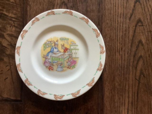 Vintage Bunnykins Cup and Dinner Plate (1984) in Arts & Collectibles in Strathcona County - Image 3