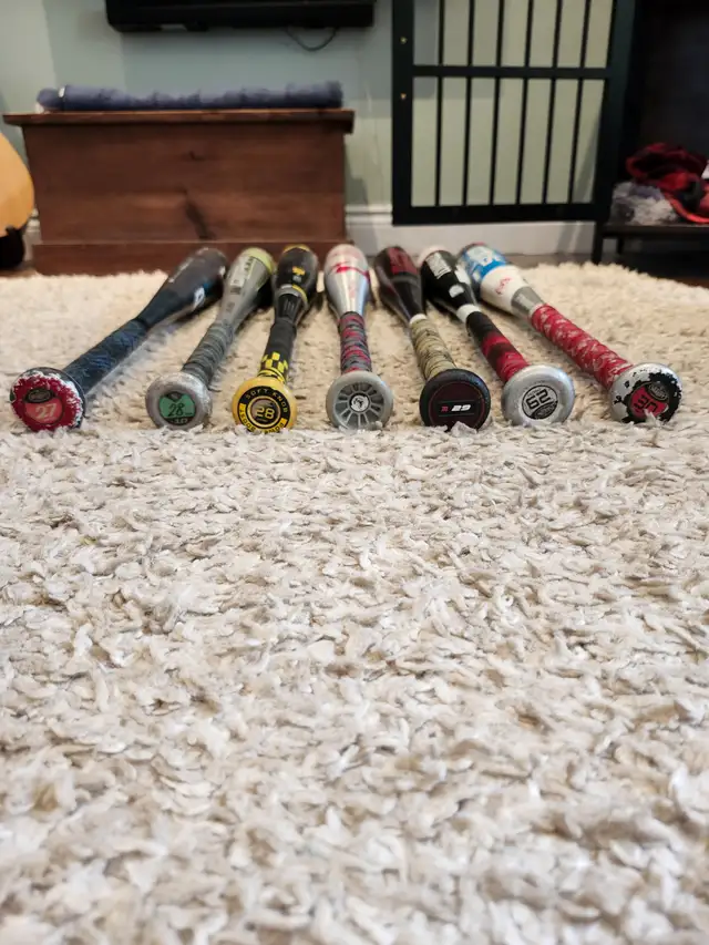 Youth Baseball Bats in Baseball & Softball in City of Toronto - Image 4