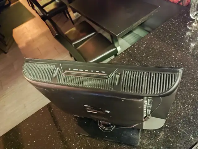 19" RCA TV / Computer Screen  in TVs in City of Toronto - Image 5