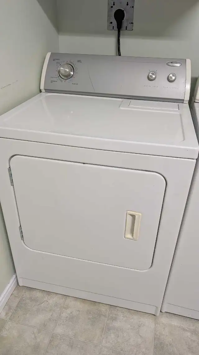 Whirlpool Electric Dryer YLEQ5000KW1