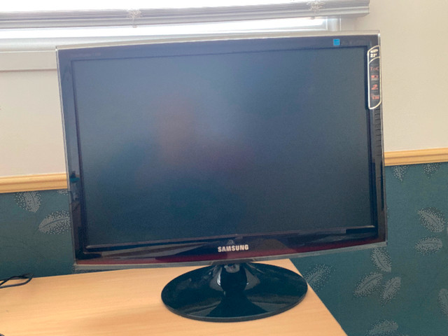 Samsung computer/gaming monitor in Monitors in Strathcona County