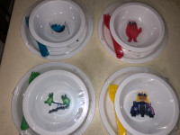 Dinnerware set for kids/ensemble de vaisselles pour enfants 