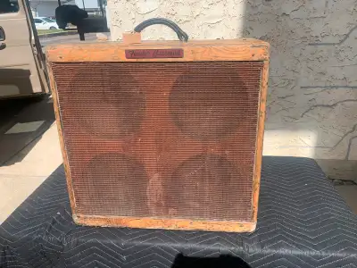1960 Fender Bassman 4-10, View more