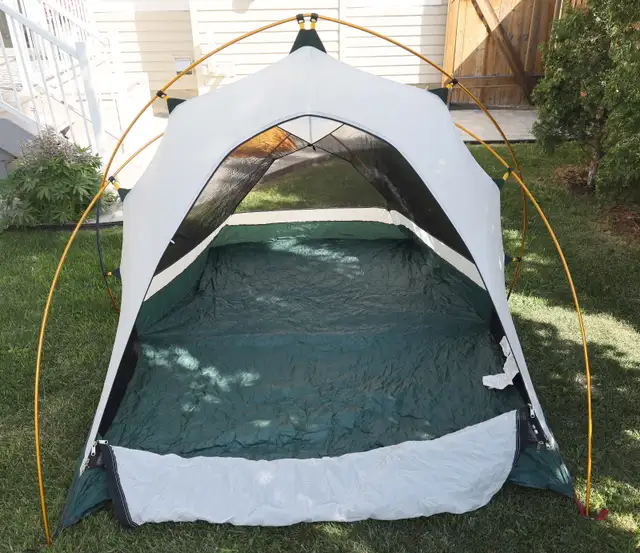 MEC Tarn 3 Backpacking ,car Tent in Fishing, Camping & Outdoors in St. Albert - Image 4