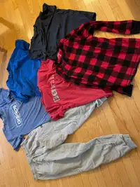 Men’s/teen clothes lot in euc 
